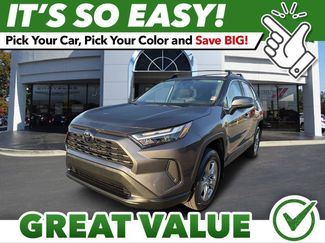 Used 2024 Toyota RAV4 XLE w/ Convenience Package video 1