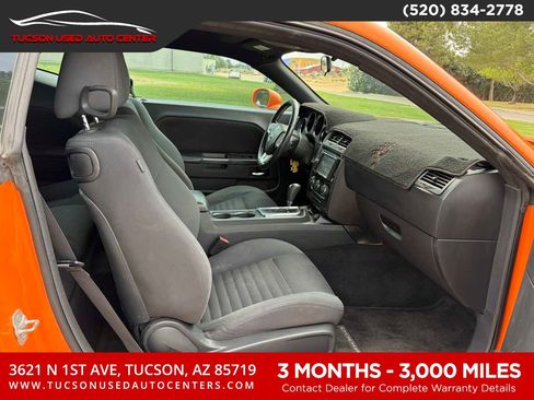 Used 2012 Dodge Challenger SXT RWD image 15