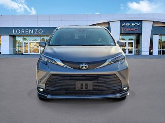 Used 2026 Toyota Sienna XLE FWD video 2