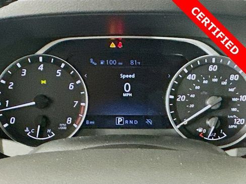 Used 2025 Nissan Frontier SV w/ SV Convenience Package RWD image 2