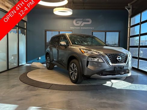 Used 2022 Nissan Rogue SV AWD/4WD image 1