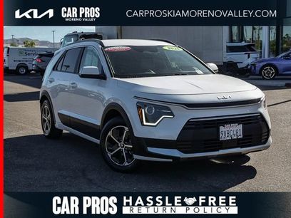 Certified 2025 Kia Niro EX