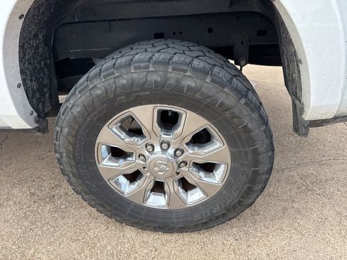 Used 2022 RAM 2500 Limited w/ Towing Technology Group image 12