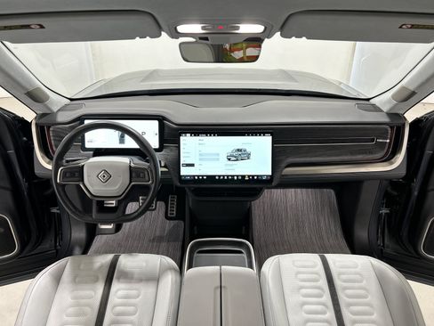 Used 2023 Rivian R1T Adventure AWD/4WD image 25