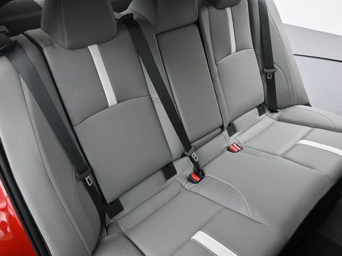 Used 2025 Toyota Camry SE w/ Convenience Package FWD image 13