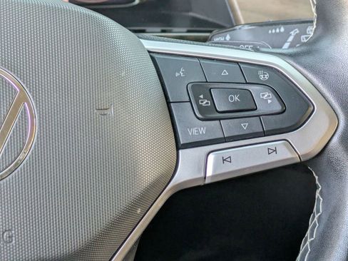 Used 2024 Volkswagen Atlas SE image 21