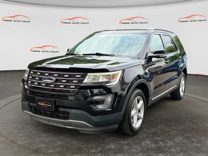 Used 2017 Ford Explorer XLT w/ Equipment Group 202A
