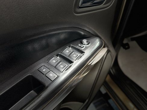 Used 2016 GMC Canyon SLT w/ Driver Alert Package AWD/4WD image 13