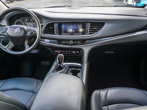 Used 2021 Buick Enclave Essence w/ Sound and Sites Package image 15