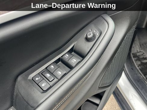Used 2023 Jeep Grand Cherokee L Limited AWD/4WD image 15