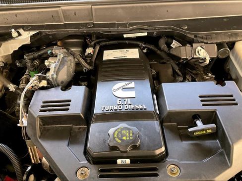 Used 2024 RAM 2500 Big Horn image 32