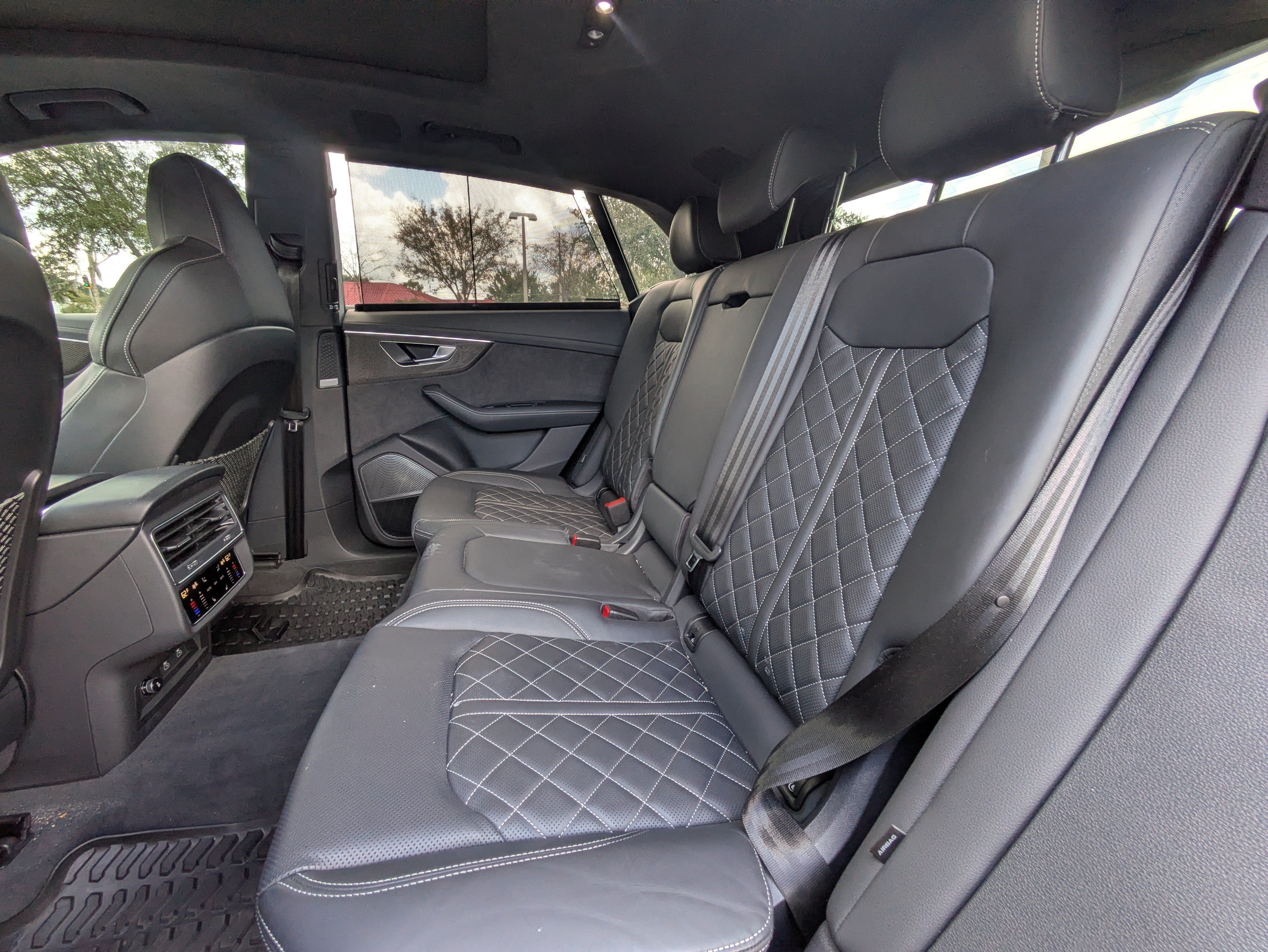 Used 2023 Audi SQ8 Prestige AWD/4WD image 13