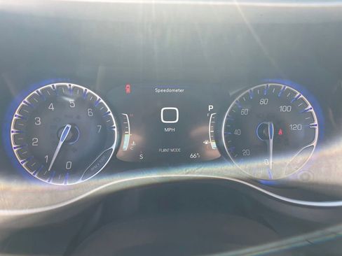 New 2026 Chrysler Pacifica Select FWD image 14