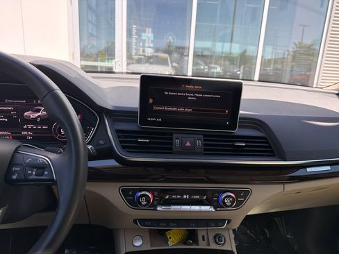 Used 2019 Audi Q5 2.0T Premium Plus w/ Premium Plus Package AWD/4WD image 18
