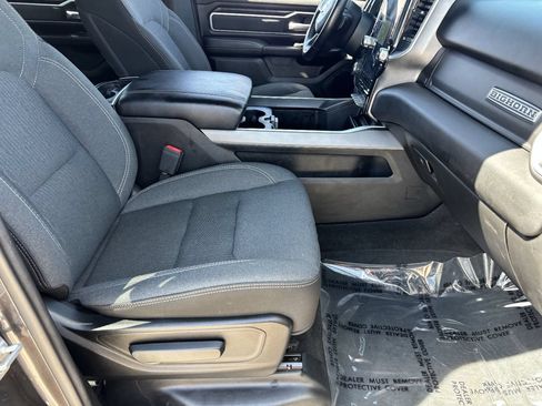 Used 2021 RAM 1500 Big Horn AWD/4WD image 9