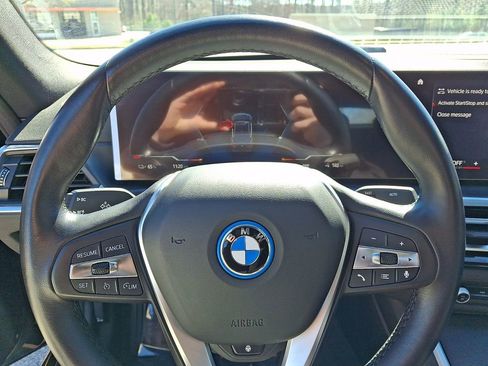 Used 2023 BMW i4 eDrive40 w/ Premium Package image 20