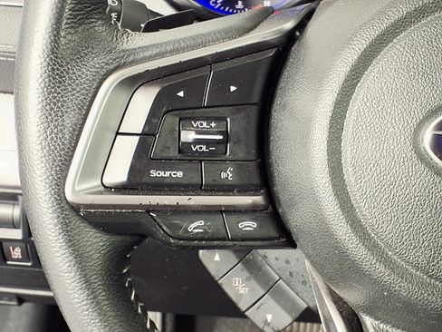 Used 2019 Subaru Outback 2.5i Premium image 16