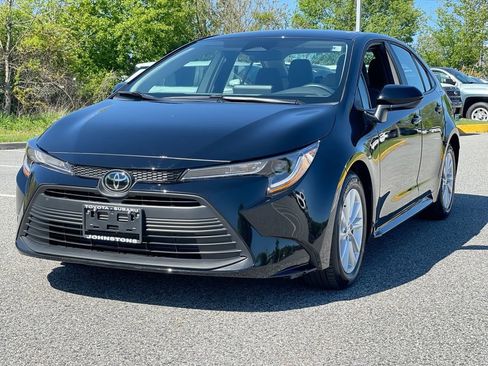 Certified 2026 Toyota Corolla LE w/ LE Premium Package FWD image 13