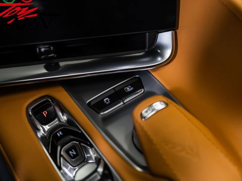 Used 2020 Chevrolet Corvette Stingray Preferred Cpe w/ 2LT Preferred Equipment Group RWD image 47