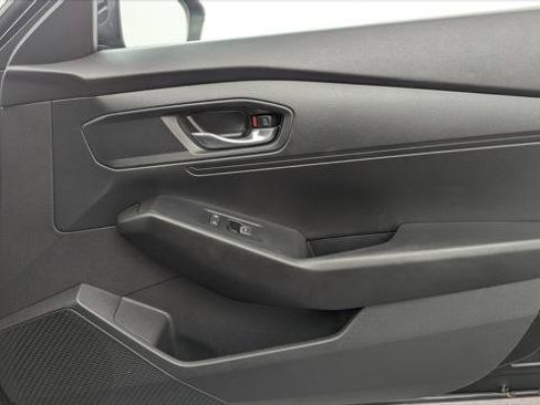 Used 2025 Honda Accord LX image 23