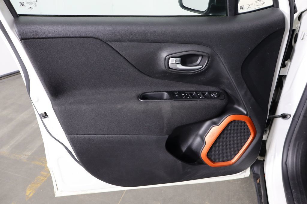 Used 2020 Jeep Renegade Sport AWD/4WD image 18
