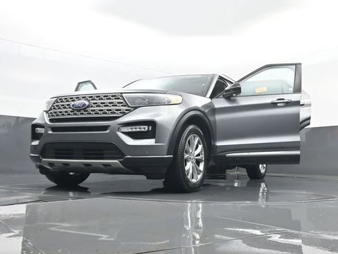 Used 2023 Ford Explorer Limited image 35