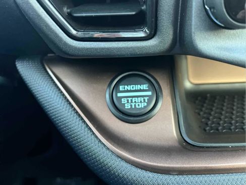 Used 2022 Ford Bronco Sport Badlands w/ Premium Package image 40