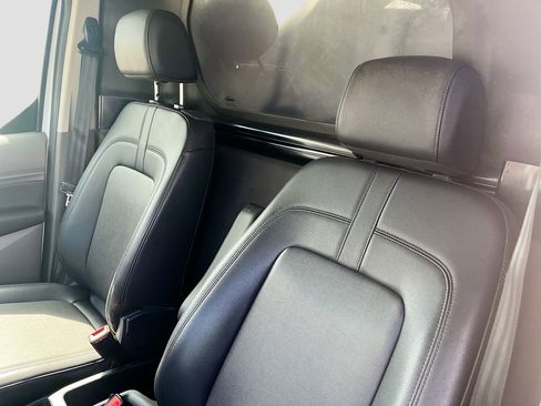 Used 2023 Ford Transit Connect XL FWD image 19