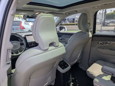 Used 2025 Volvo XC90 T8 Ultra w/ Lounge Package AWD/4WD image 26