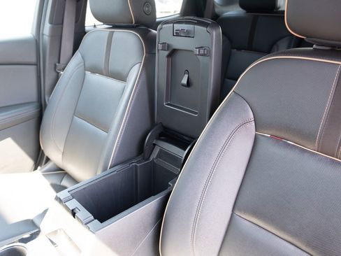 Used 2023 Chevrolet Blazer Premier FWD image 8