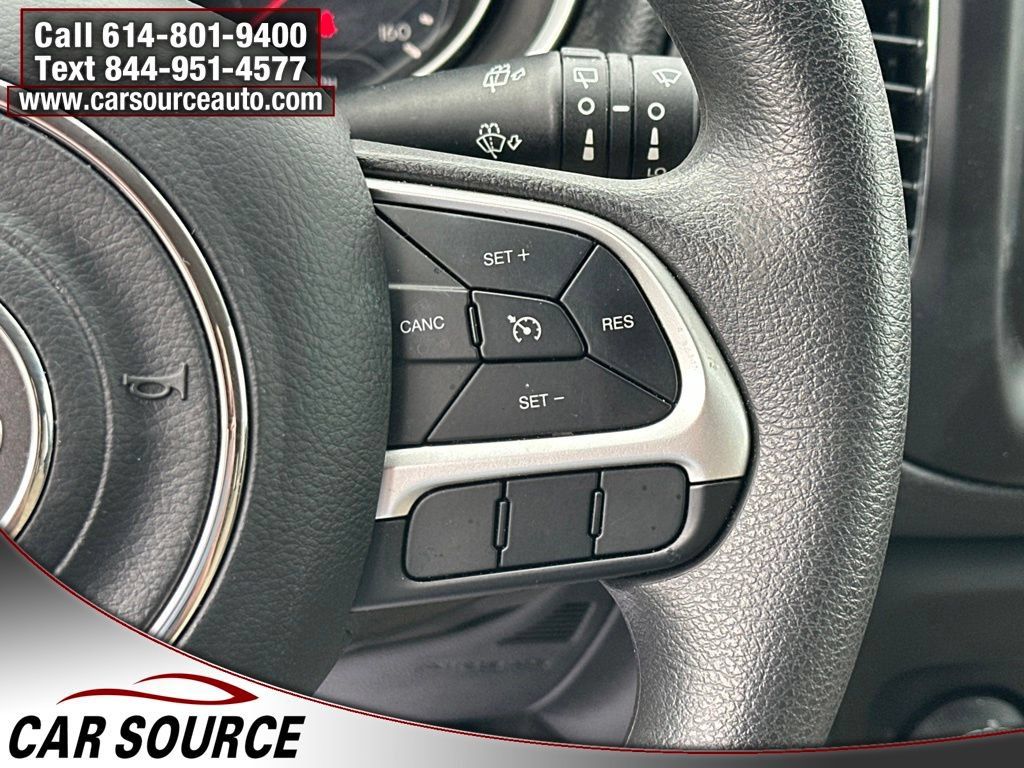 Used 2018 Jeep Compass Sport AWD/4WD image 16