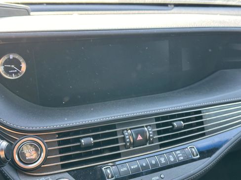 Used 2018 Lexus LS 500 F Sport w/ Accessory Package (Z2) image 12