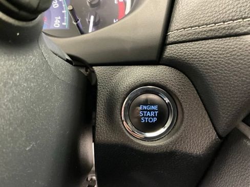 Used 2019 Toyota RAV4 Limited w/ Cold Weather Package AWD/4WD image 23