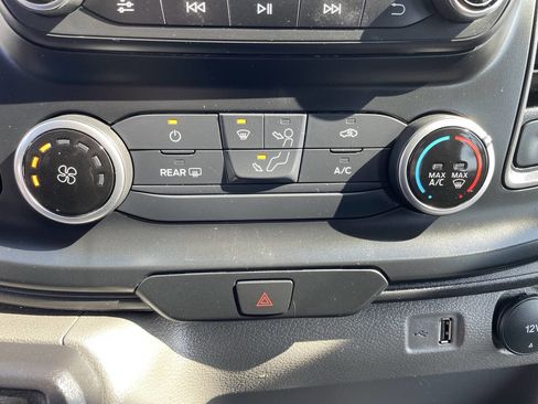 Used 2023 Ford Transit 250 Low Roof AWD image 25