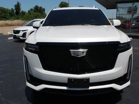 Used 2022 Cadillac Escalade ESV Sport Platinum w/ LPO, ONYX Package image 29