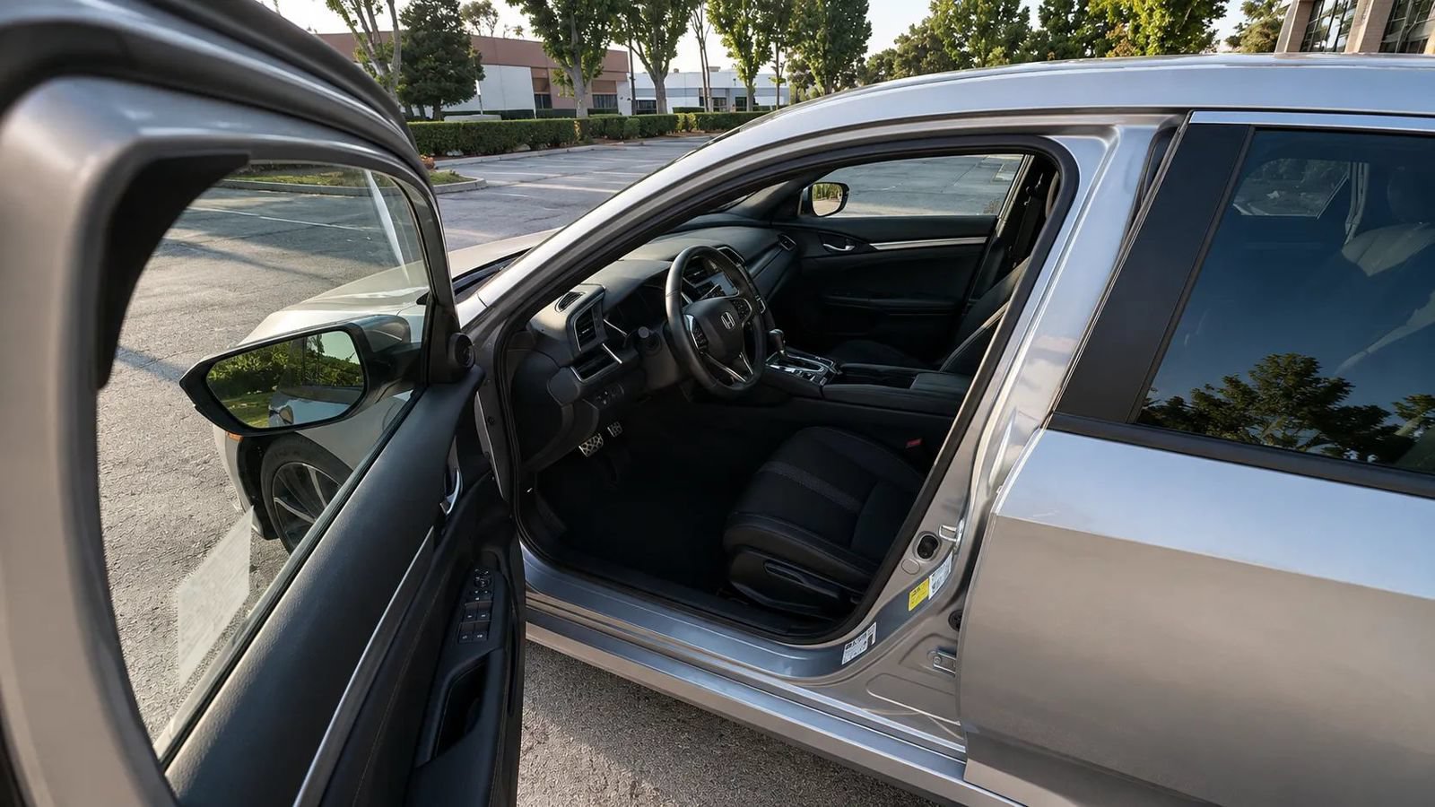 Used 2019 Honda Civic Sport image 9
