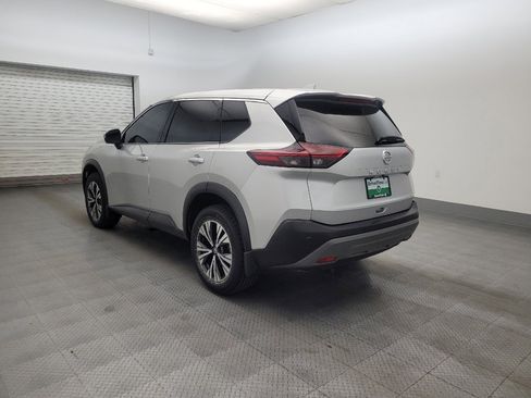 Used 2021 Nissan Rogue SV FWD image 5
