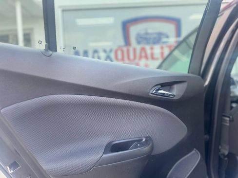 Used 2019 Chevrolet Cruze LT w/ Convenience Package image 49