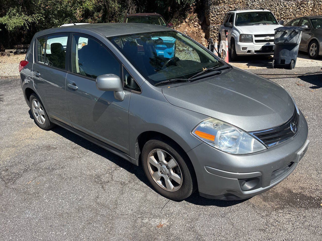 Used 2012 Nissan Versa 1.8 S w/ Special Edition Pkg FWD image 3
