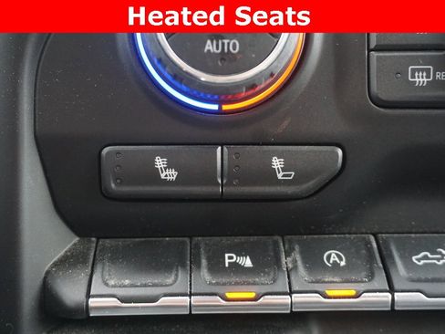 Used 2022 Chevrolet Silverado 1500 LT Trail Boss w/ Convenience Package II image 7