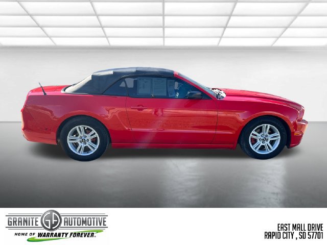 Used 2014 Ford Mustang Convertible RWD image 6