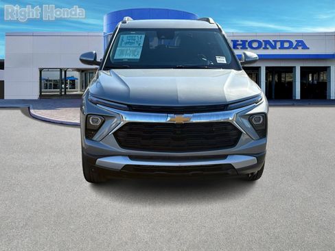 Used 2024 Chevrolet TrailBlazer LT image 9