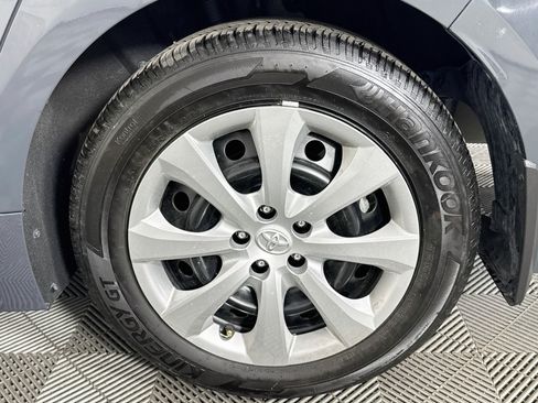 Used 2025 Toyota Corolla LE FWD image 34