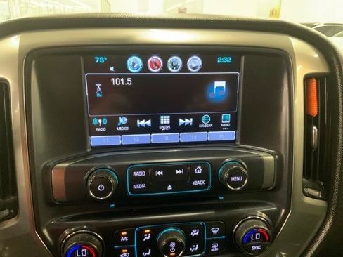 Used 2018 Chevrolet Silverado 1500 LT w/ All Star Edition AWD/4WD image 17