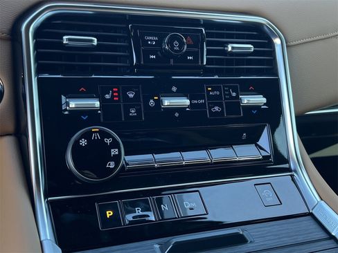 New 2026 Nissan Armada SL image 12