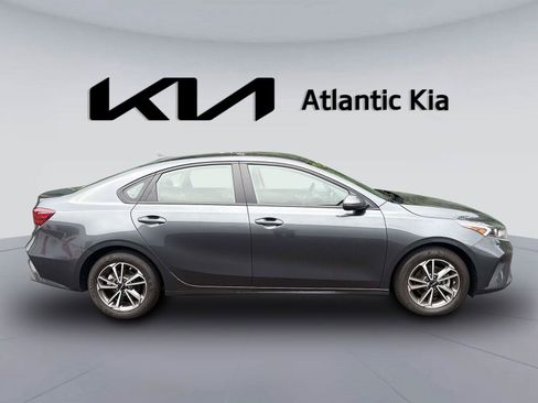 Certified 2023 Kia Forte LXS w/ LXS Technology Package FWD image 5