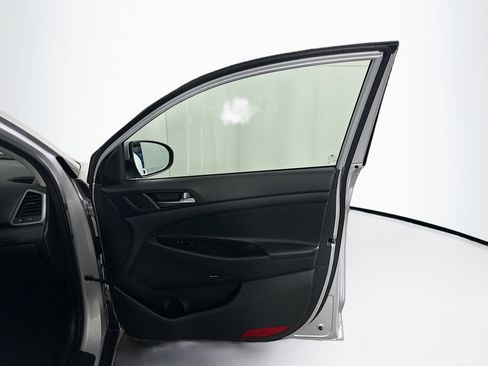 Used 2017 Hyundai Tucson SE Plus image 30