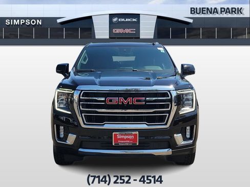 Used 2024 GMC Yukon XL SLT w/ SLT Luxury Package AWD/4WD image 3