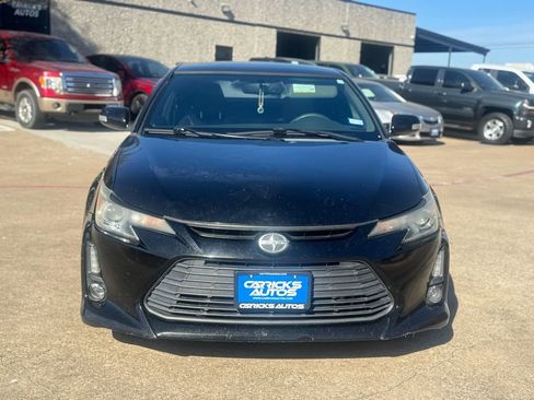 Used 2016 Scion tC image 2