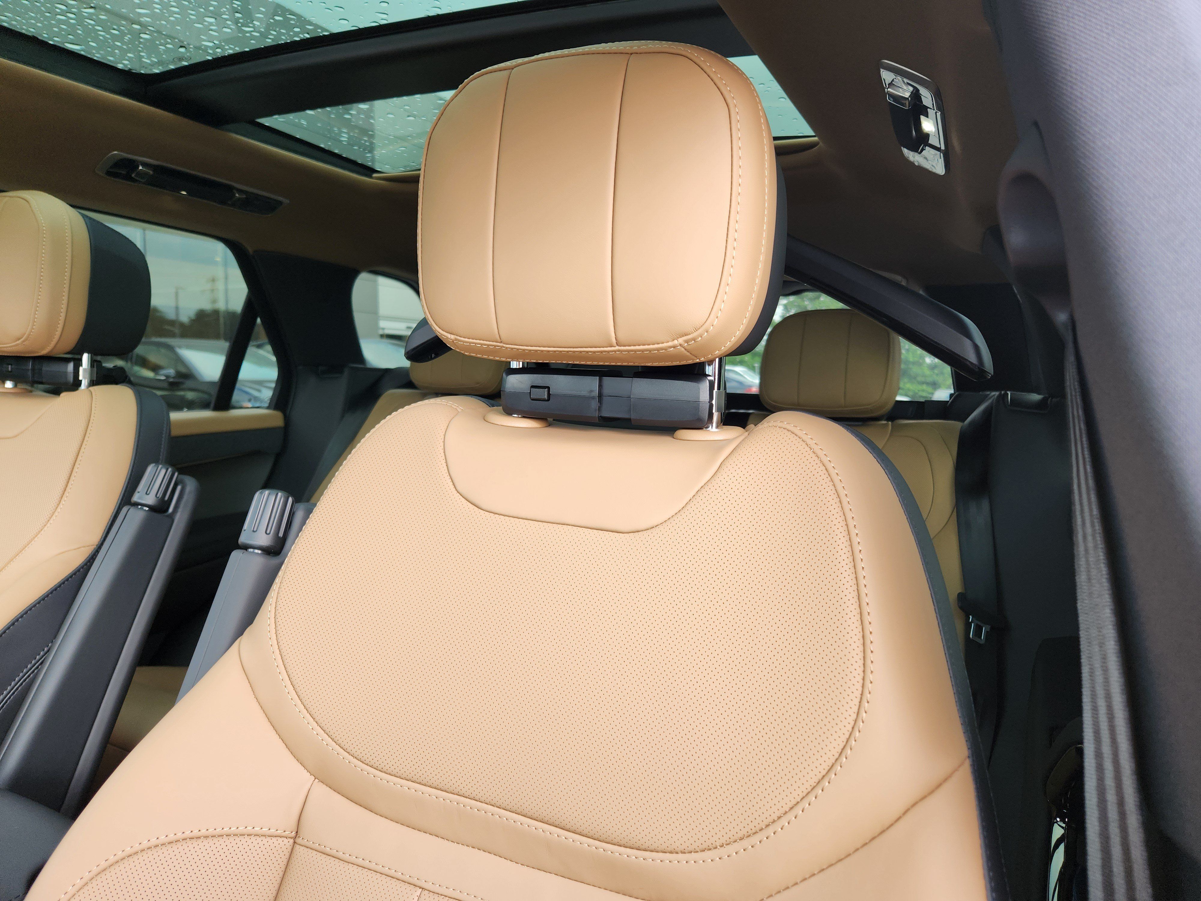 New 2026 Land Rover Range Rover Sport Dynamic SE AWD/4WD image 9
